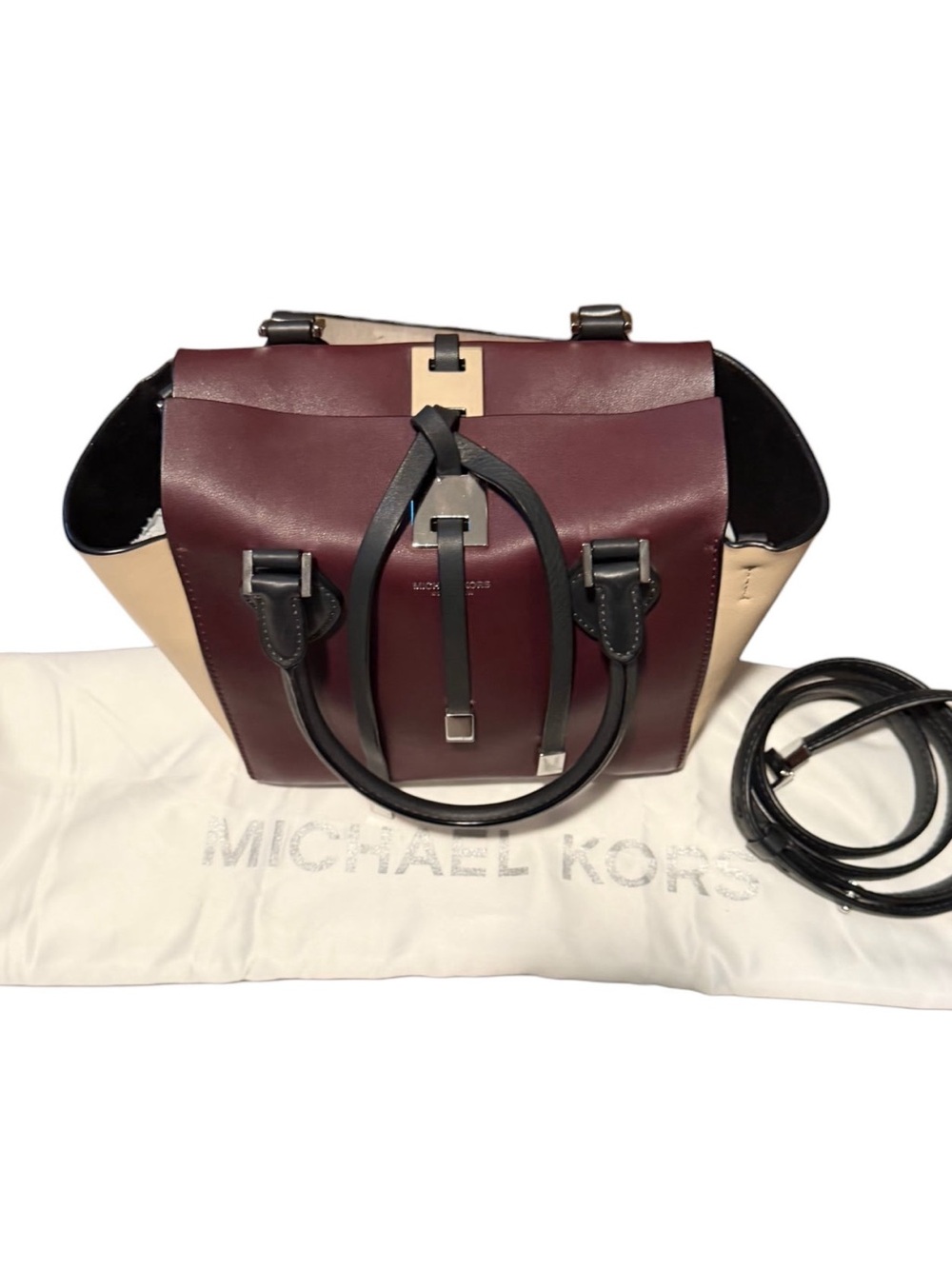 Michael Kors Miranda Color-Block Leather Tote - Picture 7 of 9